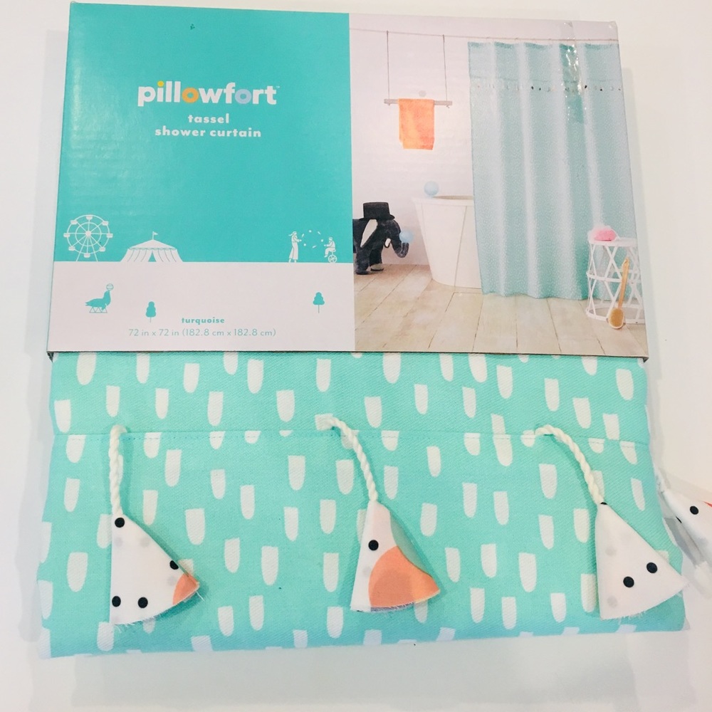 NIP Kid’s Pillowfort Tassel Shower Curtain